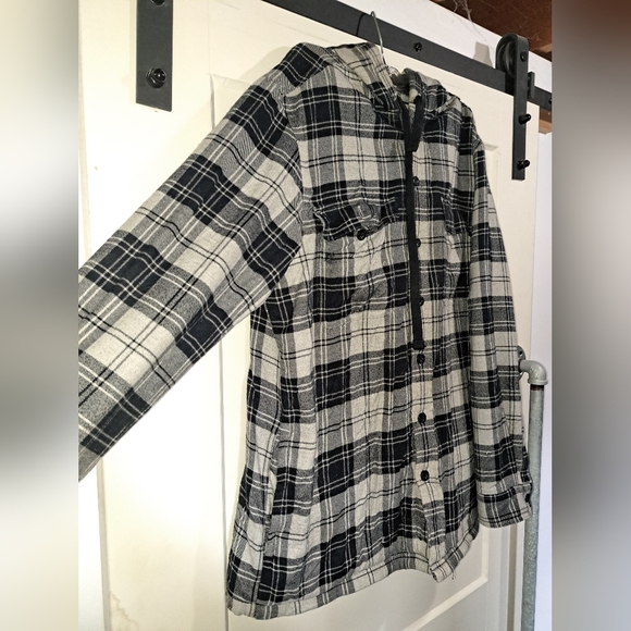 LL Bean lined plaid jacket - Picture 3 of 13